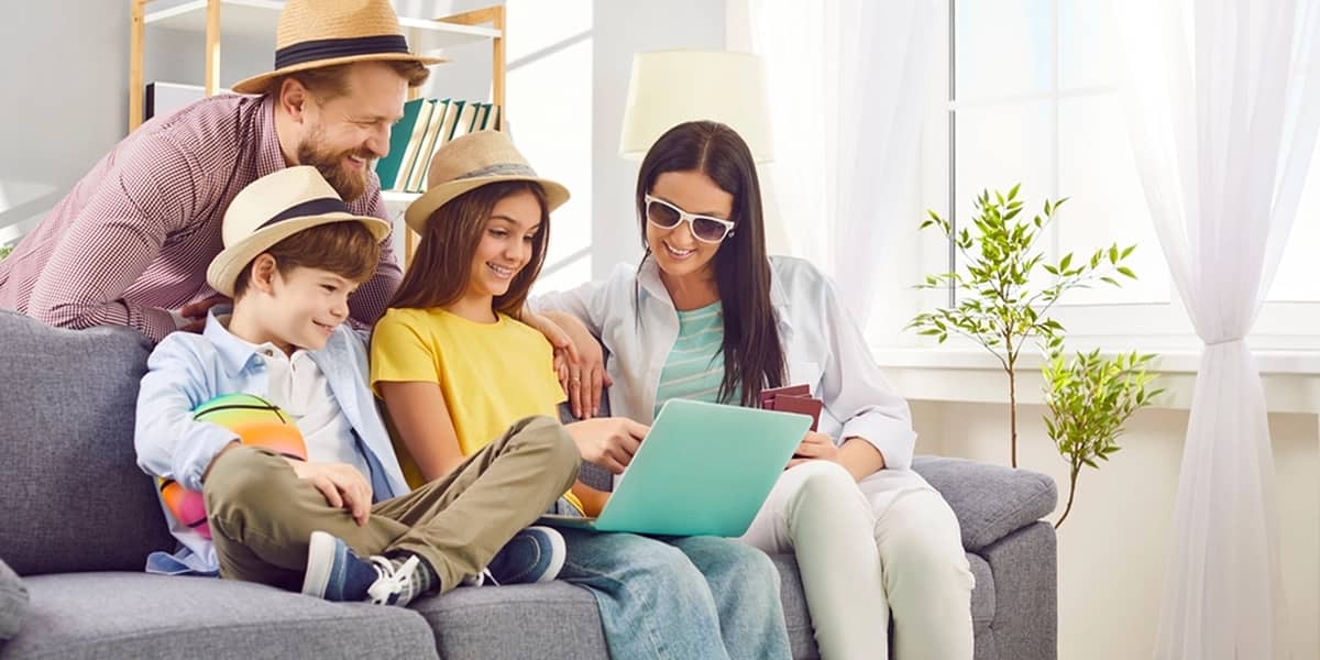 Early Booking vs. Last Minute: care sunt diferențele?