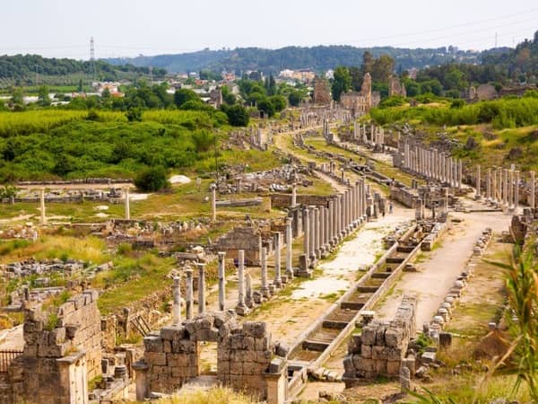 Atractii istorice Antalya: Perge, Aspendos, Termessos si Phaselis