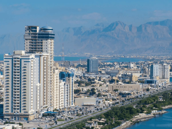 Top 5 activități de aventură în Ras Al Khaimah pentru iubitorii de adrenalină