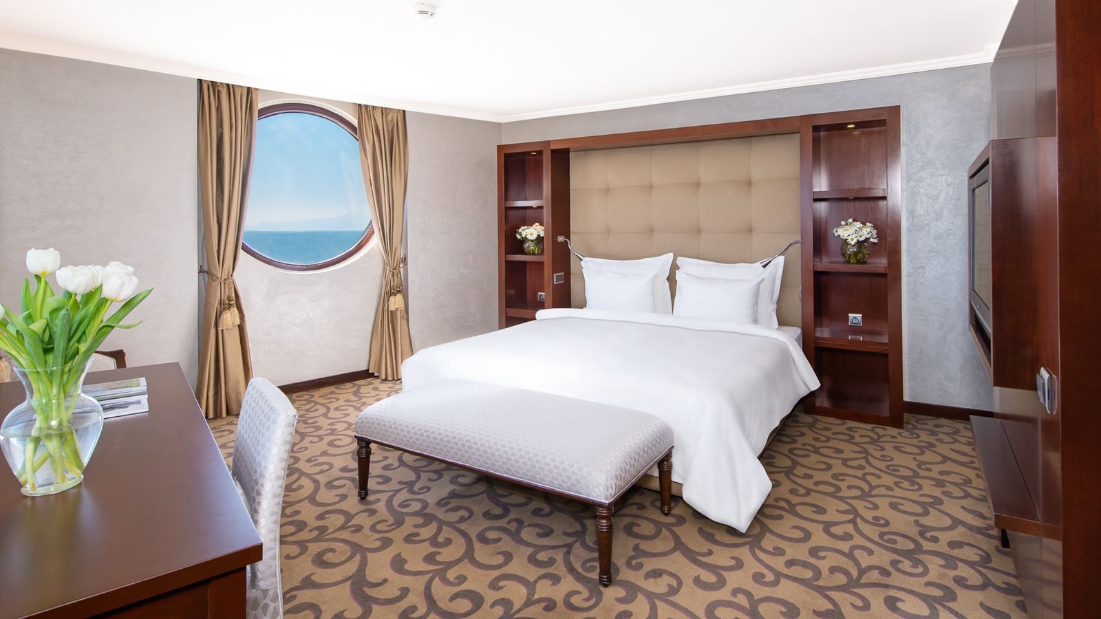 rooms-king-suite