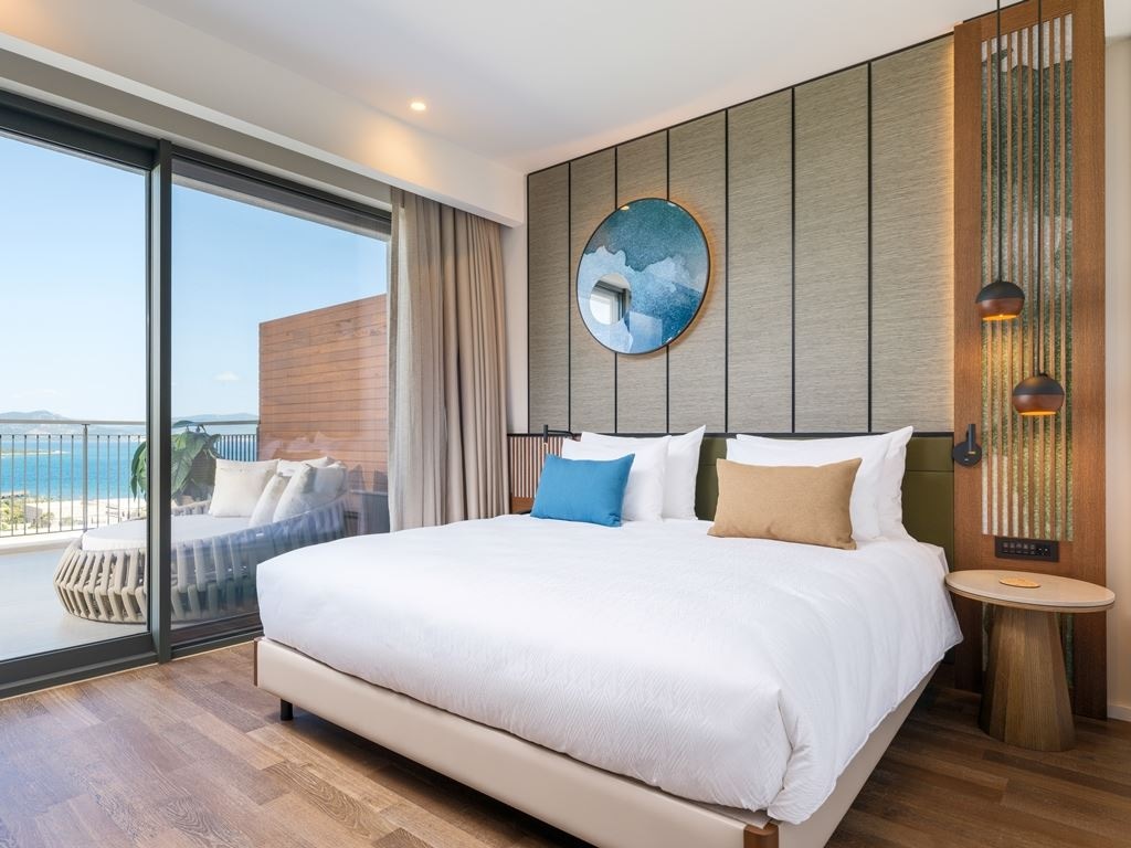 rooms-penthouse-suite-with-2-bedrooms-sea-view-2+1--community-zone-