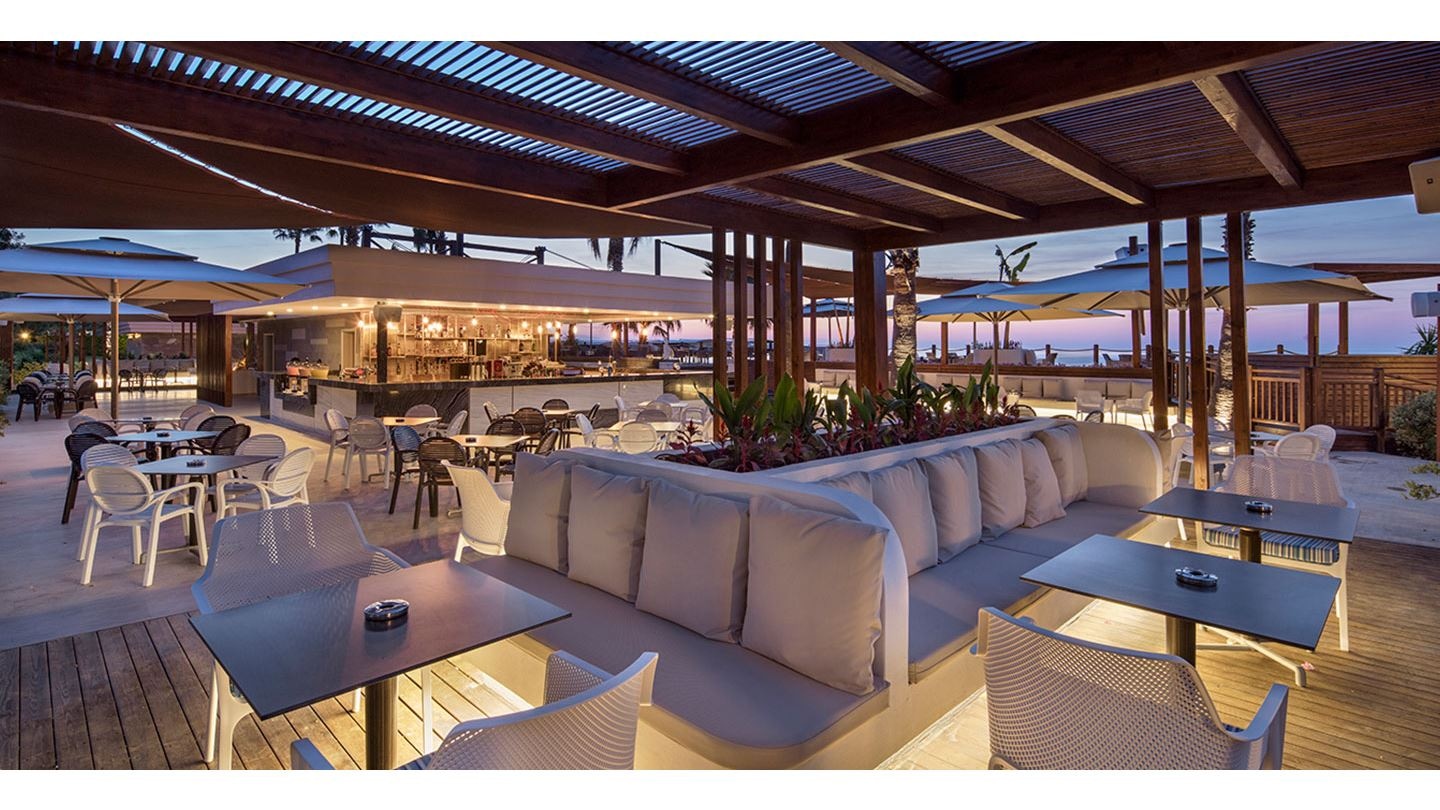 bars-pool-bar-2