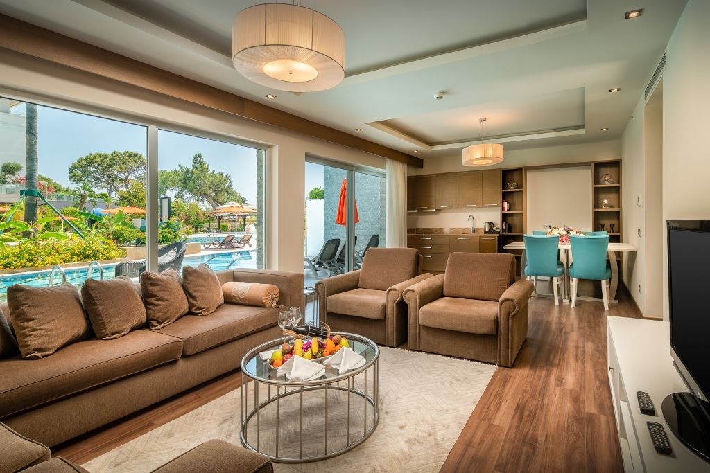 rooms-pool-house-villa