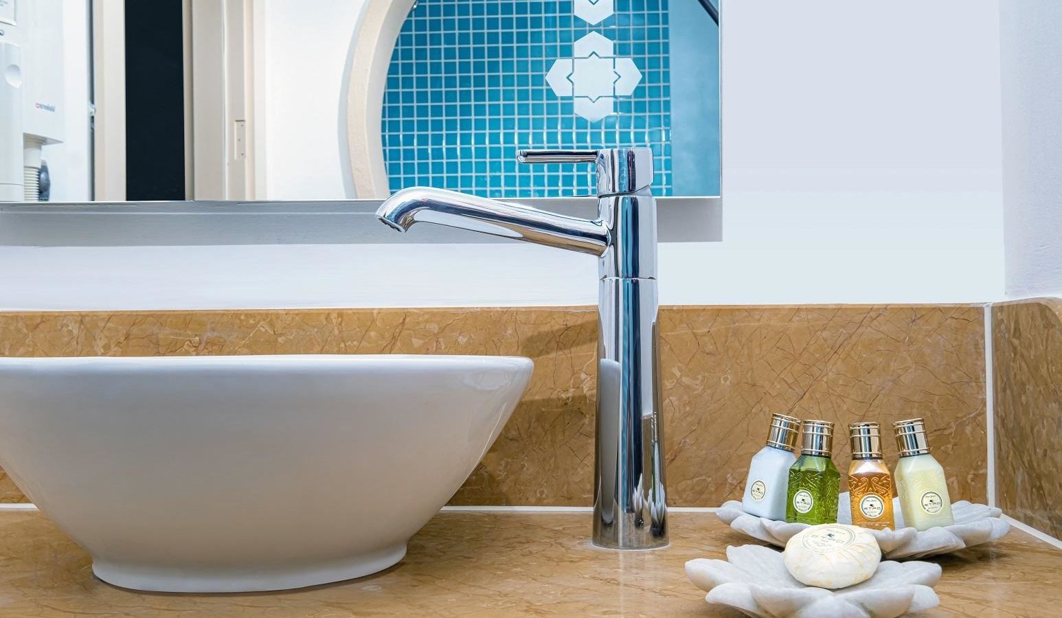 rooms-annex-building-pool-room-pool-view-with-balcony