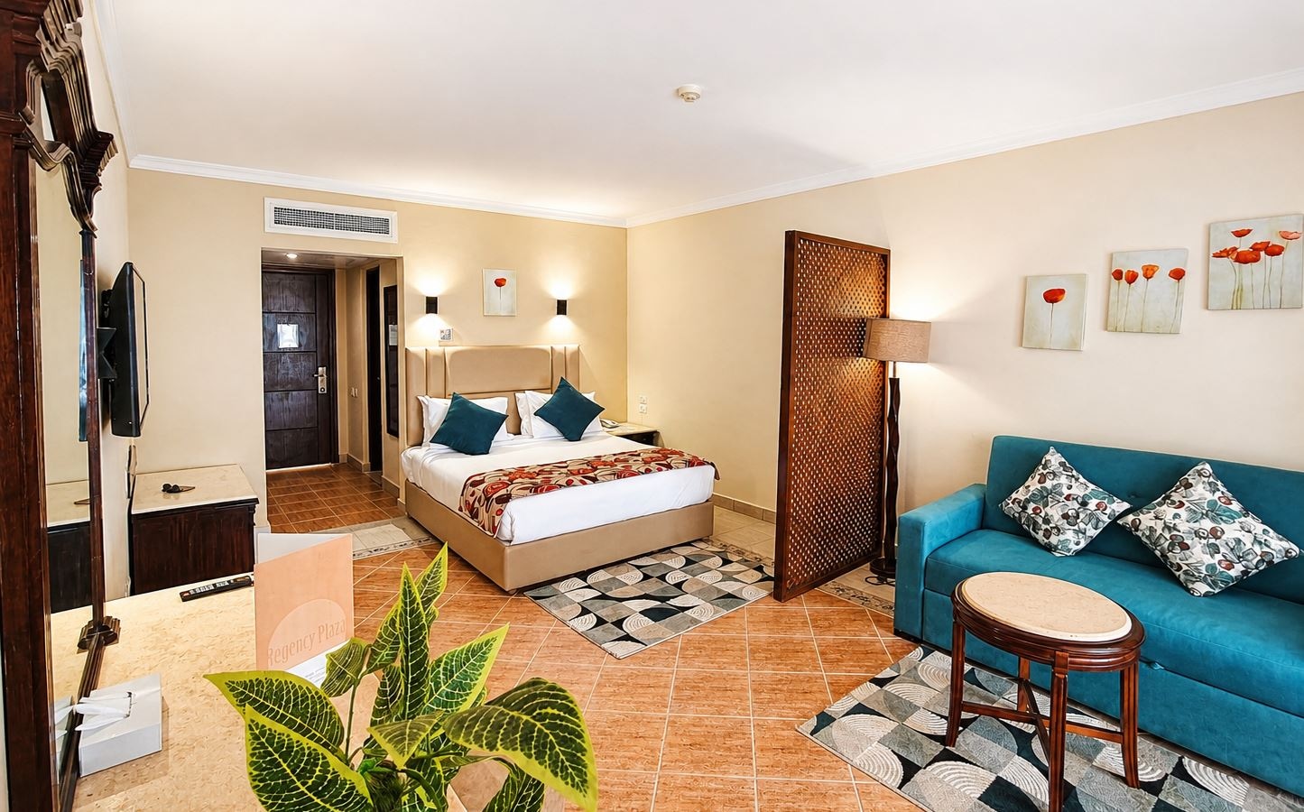 rooms-club-royal-regency-sea-view