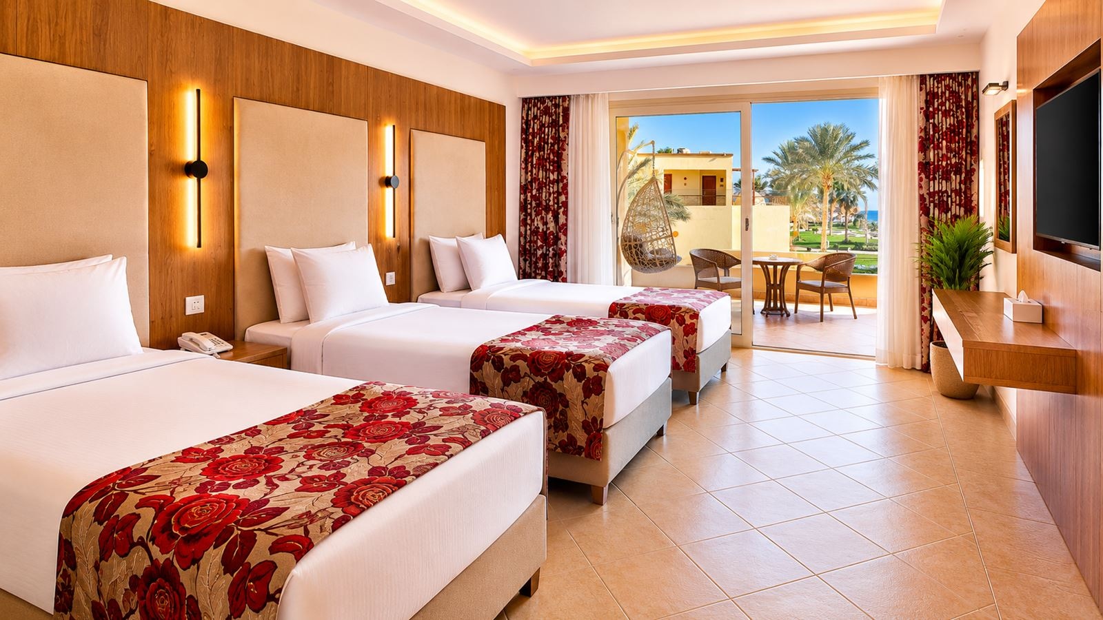 rooms-club-royal-regency-side-sea