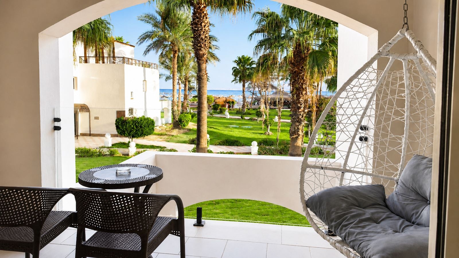 rooms-club-royal-sea-side--sea-view