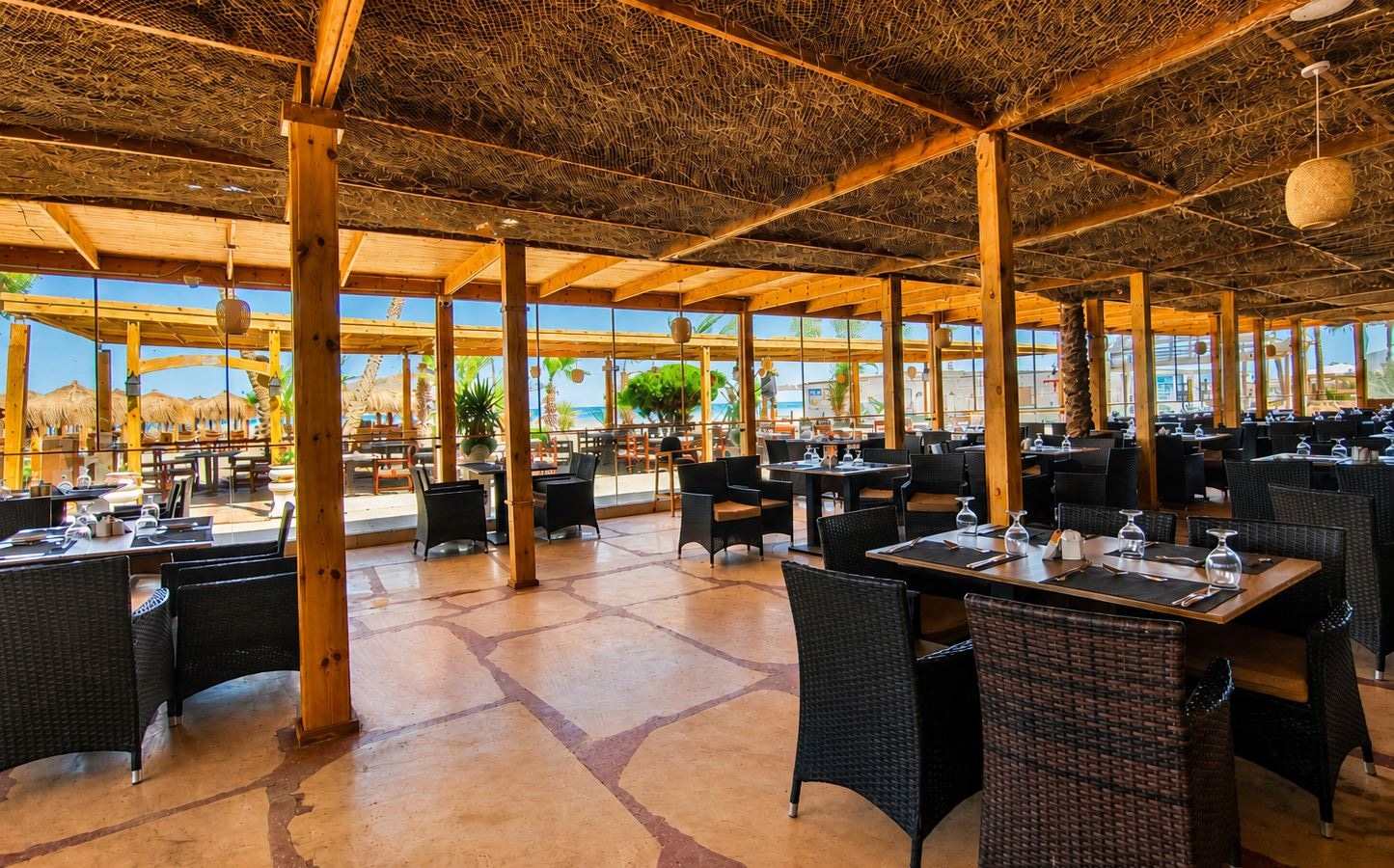 restaurants-royal-restaurant