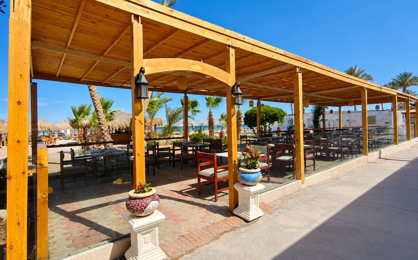 restaurants-royal-restaurant