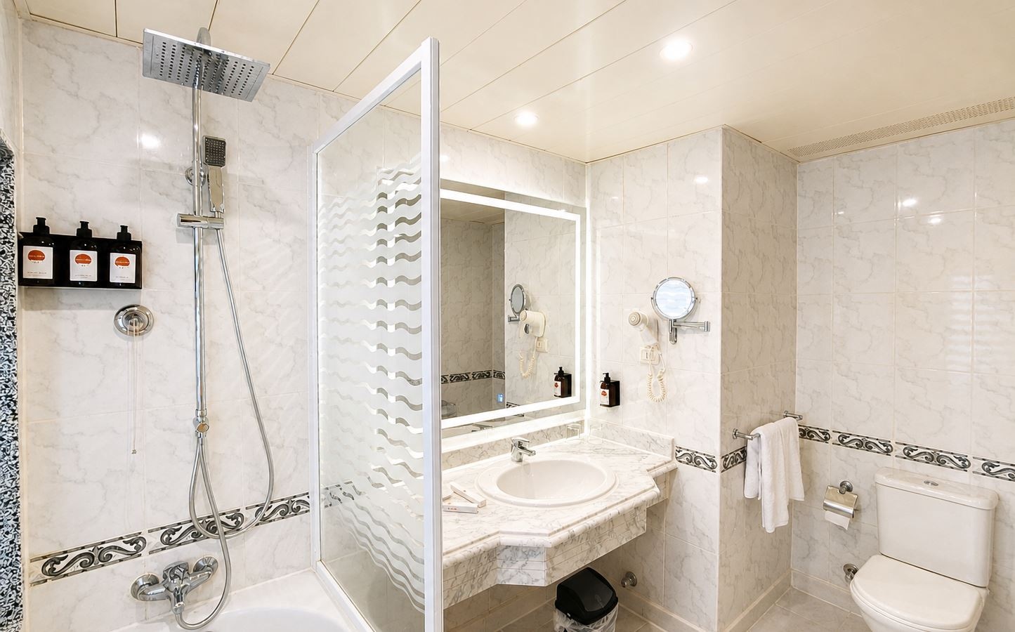rooms-junior-suite