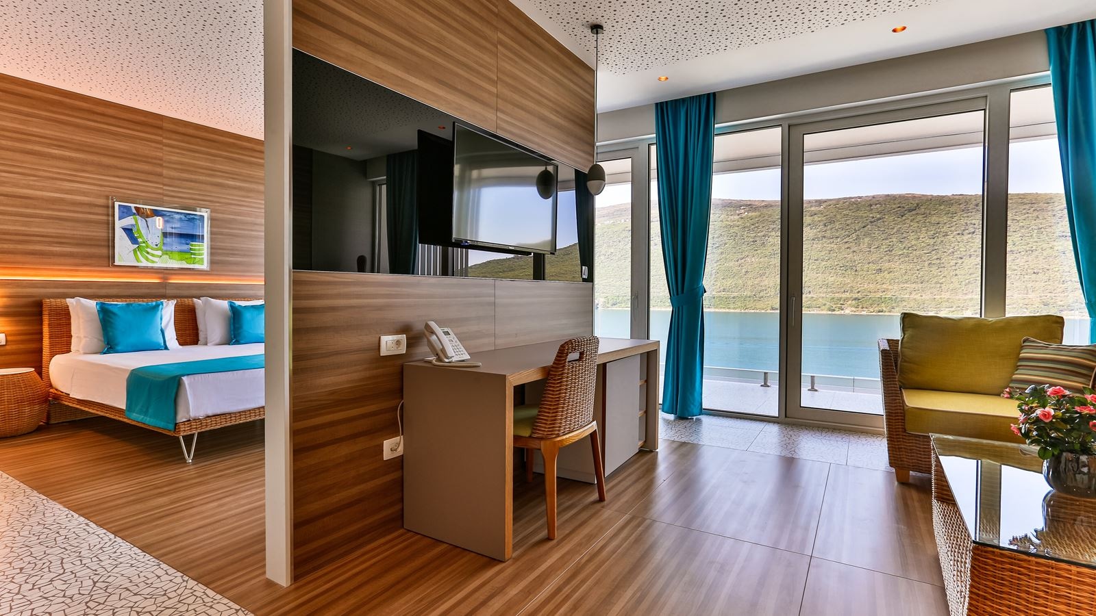 rooms-superior-suite-sea-view