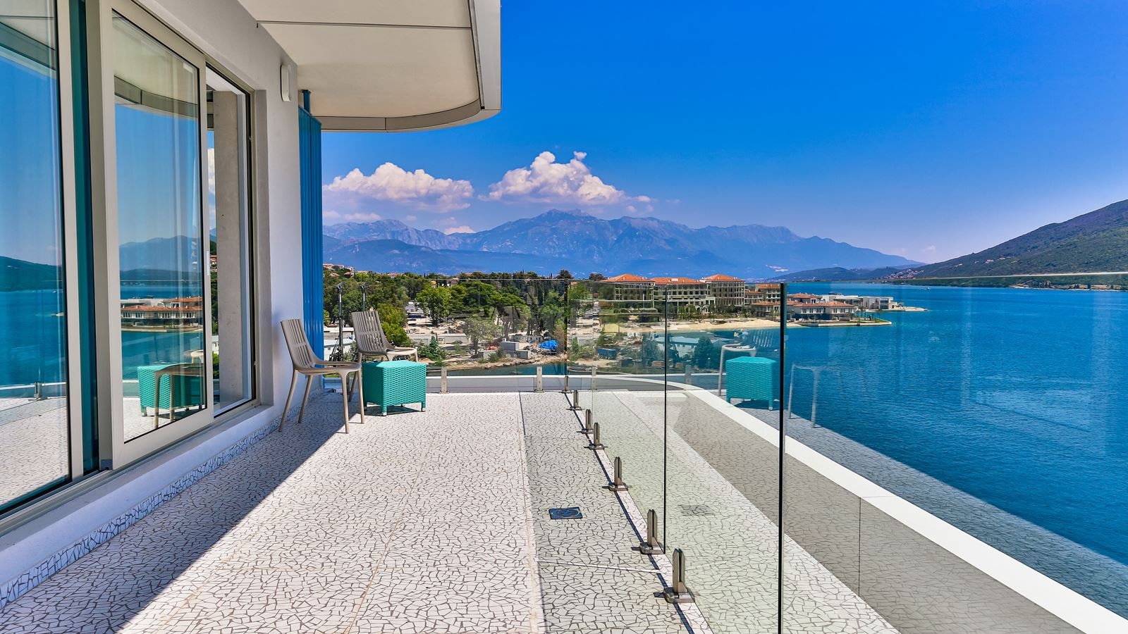 rooms-superior-suite-sea-view